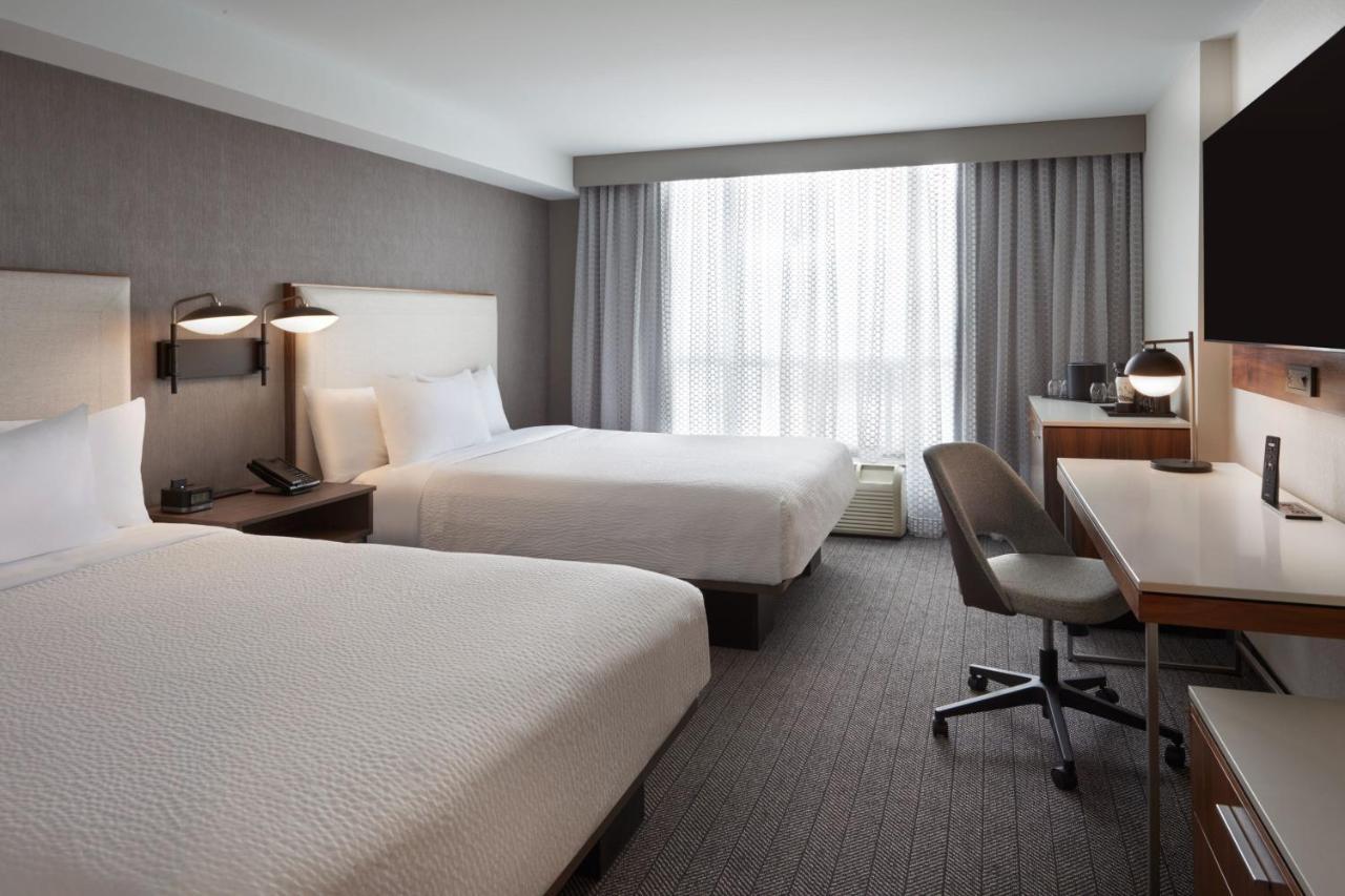 Hotel Radisson Kitchener Exterior foto